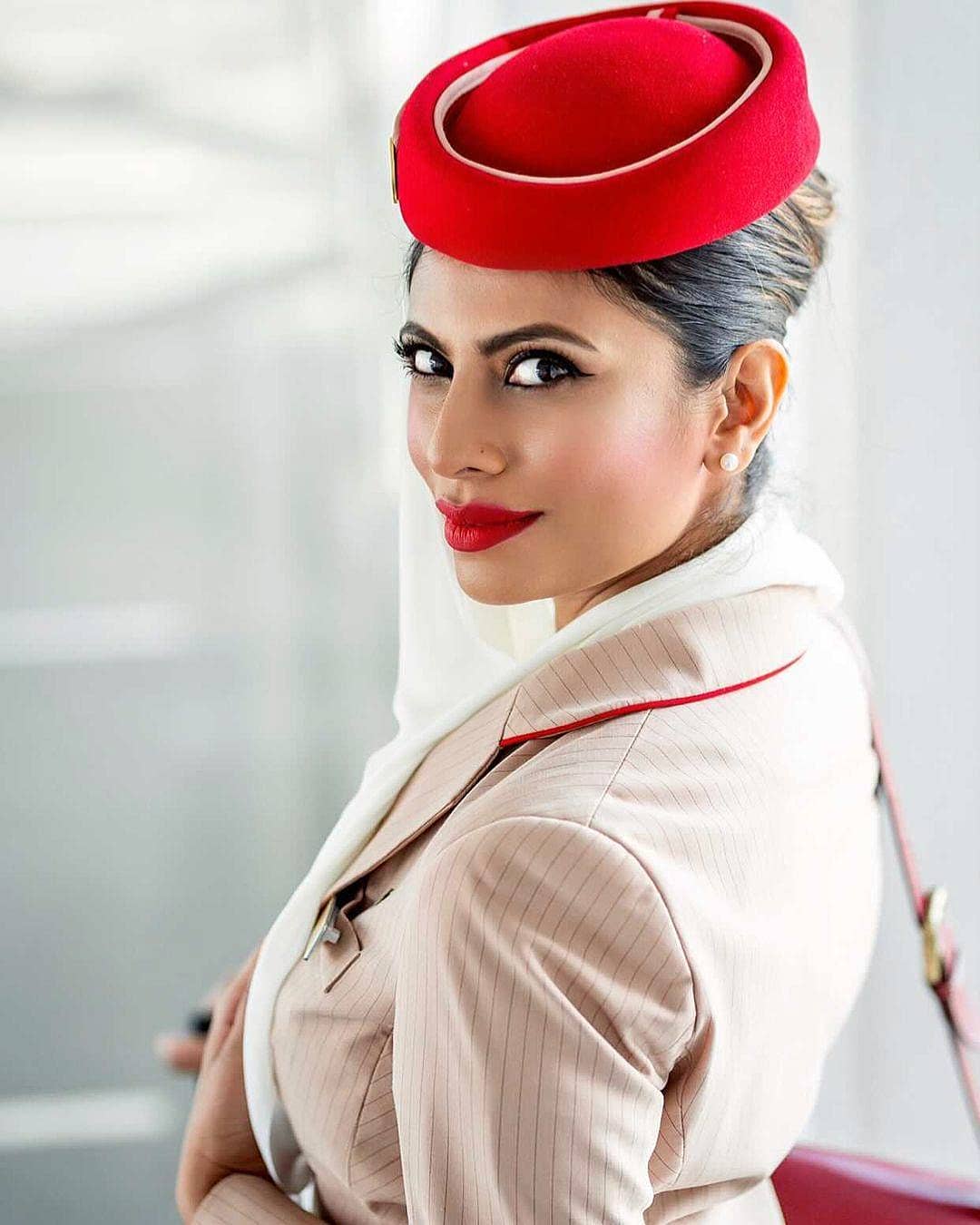 CUSTOMER STRATEGY & RETENTION EXECUTIVE - Emirates